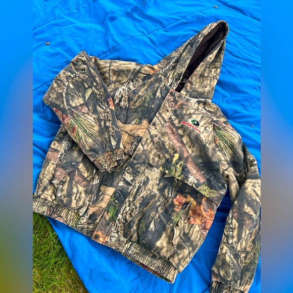 Mossy Oak Winter Jacket - Picture 1 of 2